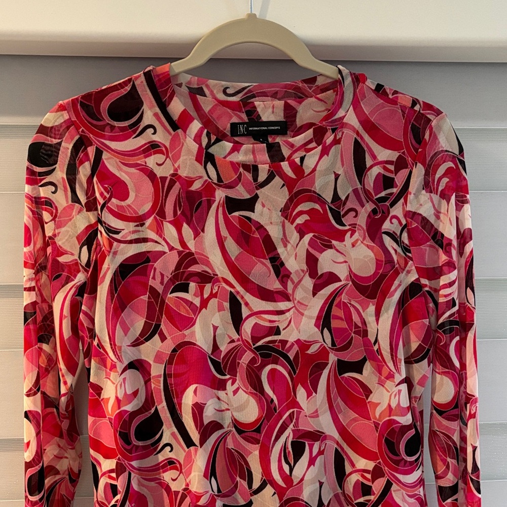 Vibrant INC Pink and Black Patterned Long Sleeve Top